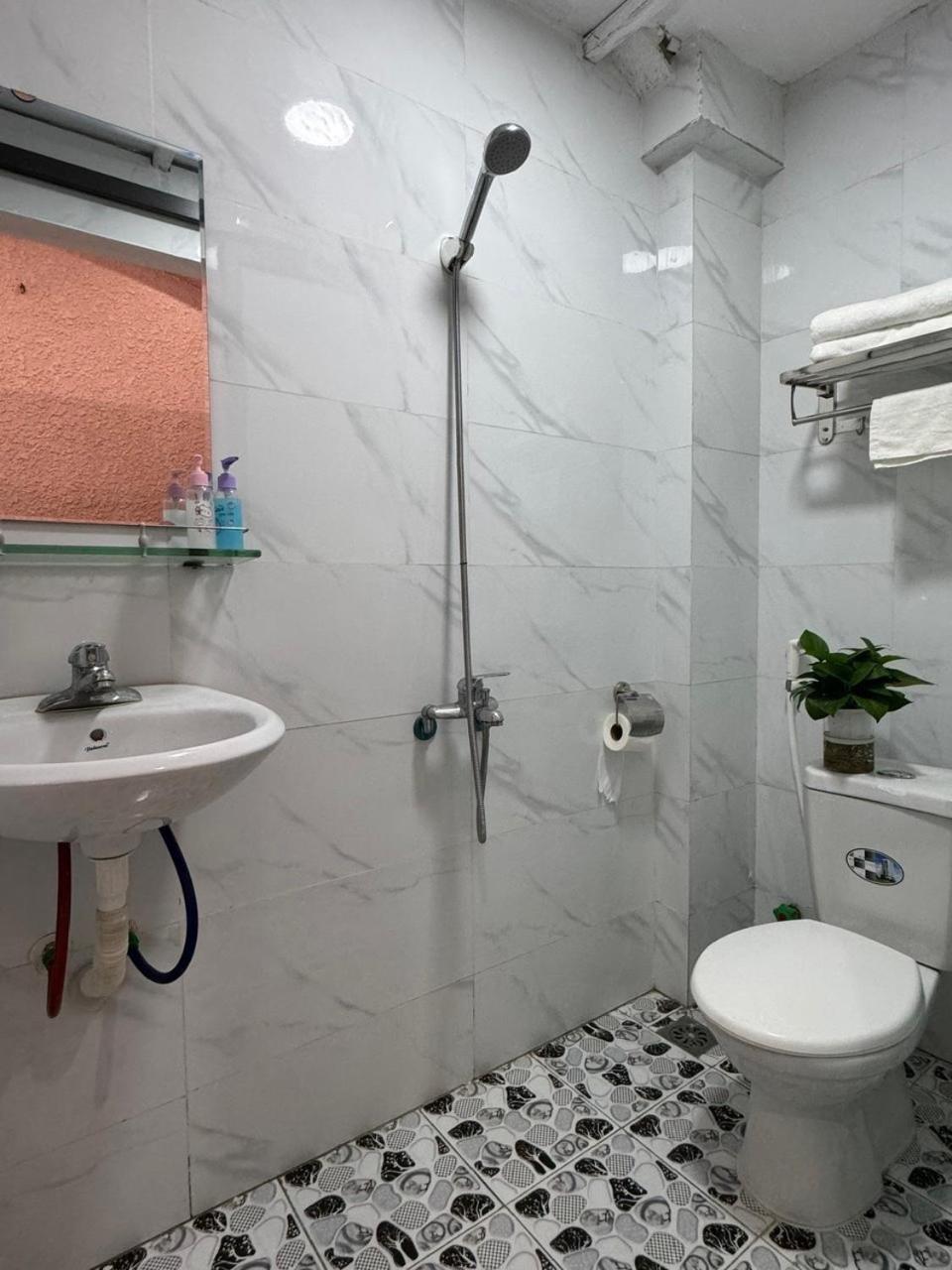 Quynh Moon Homestay Hanoj Exteriér fotografie